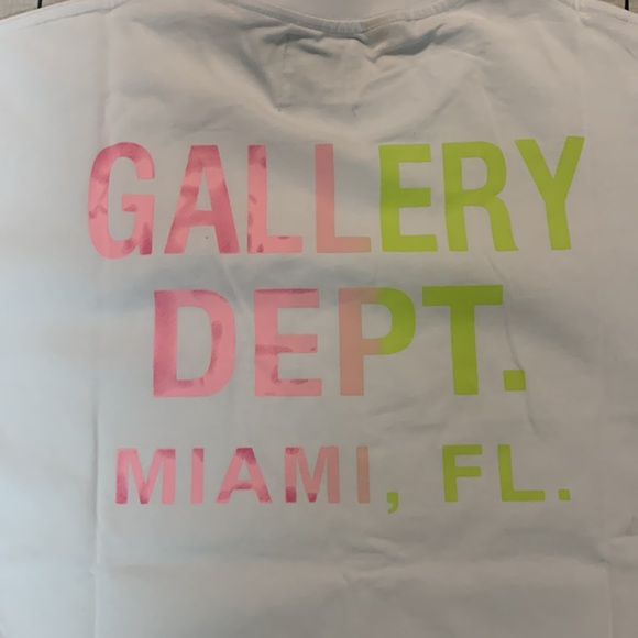 Gallery Dept. Signature Crewneck | Luxe Cotton | Minimalist Logo - Picture 3 of 6